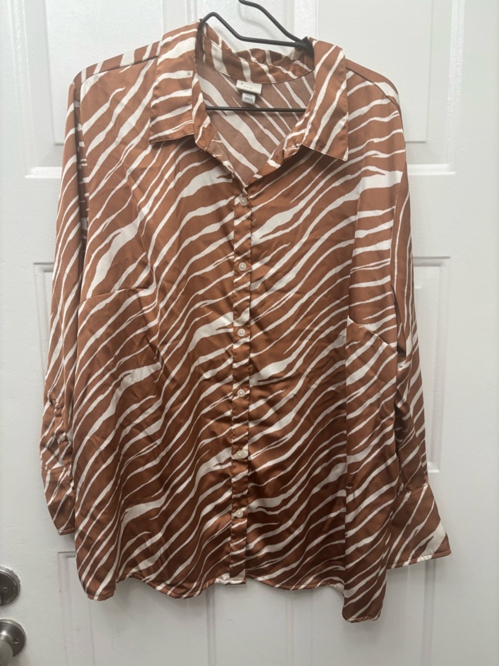 a new day Brown & White Zebra-Print Button-Up Shirt